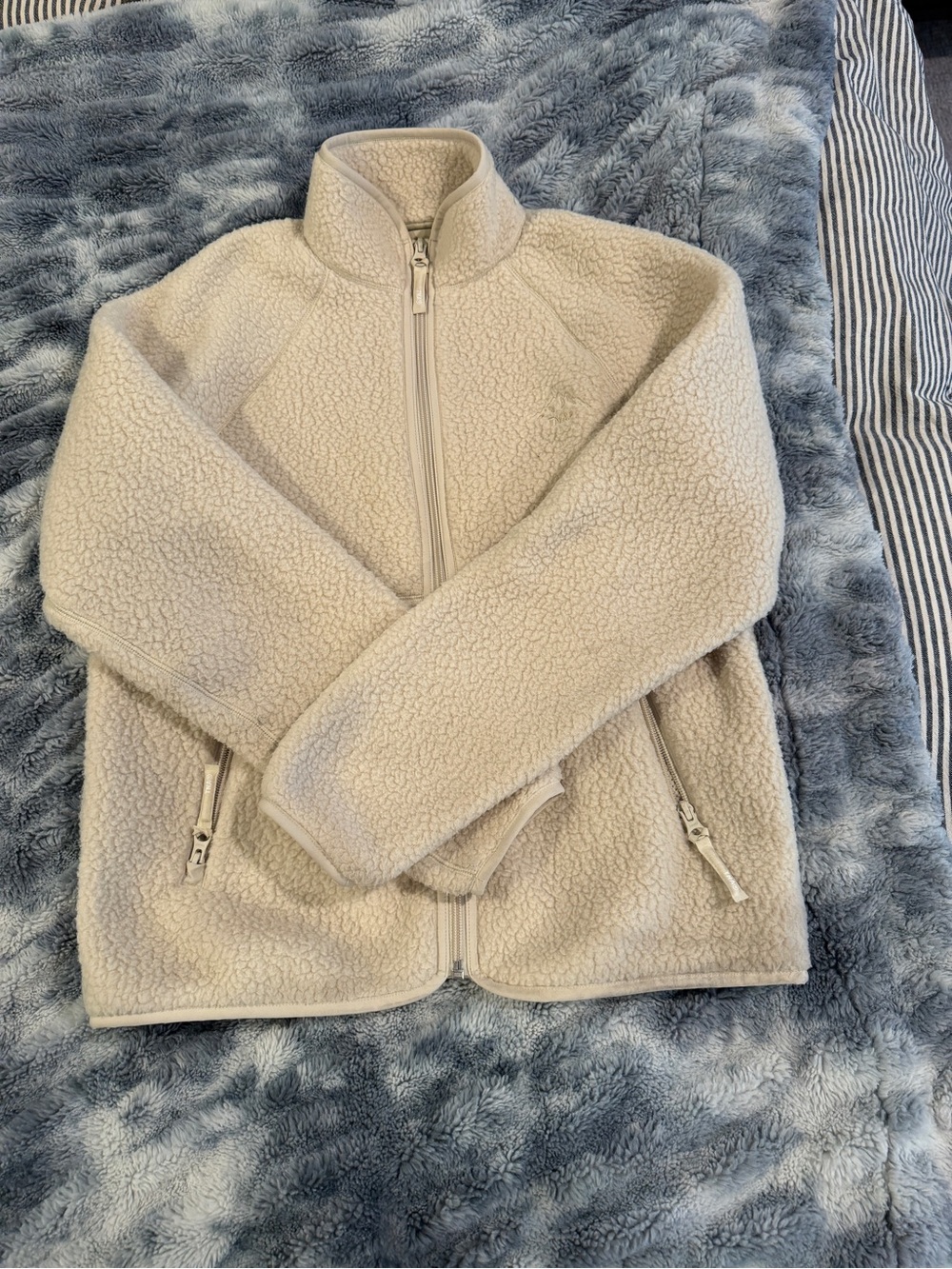 Aritzia TNA Cream Sherpa Jacket - Ivory Fleece Puffer